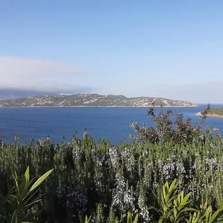 Apartment La Finestra Sulla Baia , Charming Sea View By San Teodoro, Coda Cavallo *