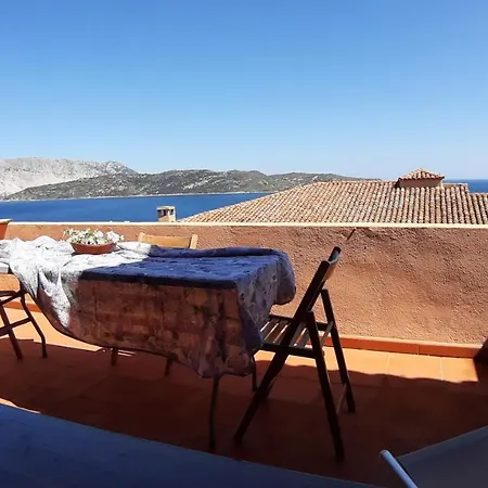 Apartment La Finestra Sulla Baia , Charming Sea View By San Teodoro, Coda Cavallo Capo Coda Cavallo