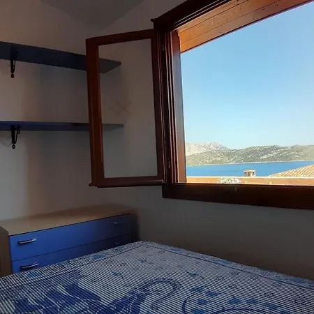 La Finestra Sulla Baia , Charming Sea View By San Teodoro, Coda Cavallo Apartment