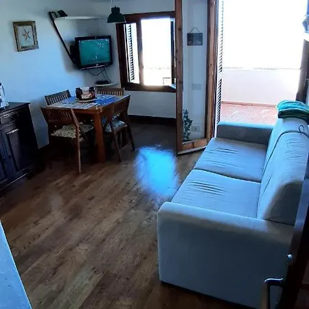 La Finestra Sulla Baia , Charming Sea View By San Teodoro, Coda Cavallo Apartment